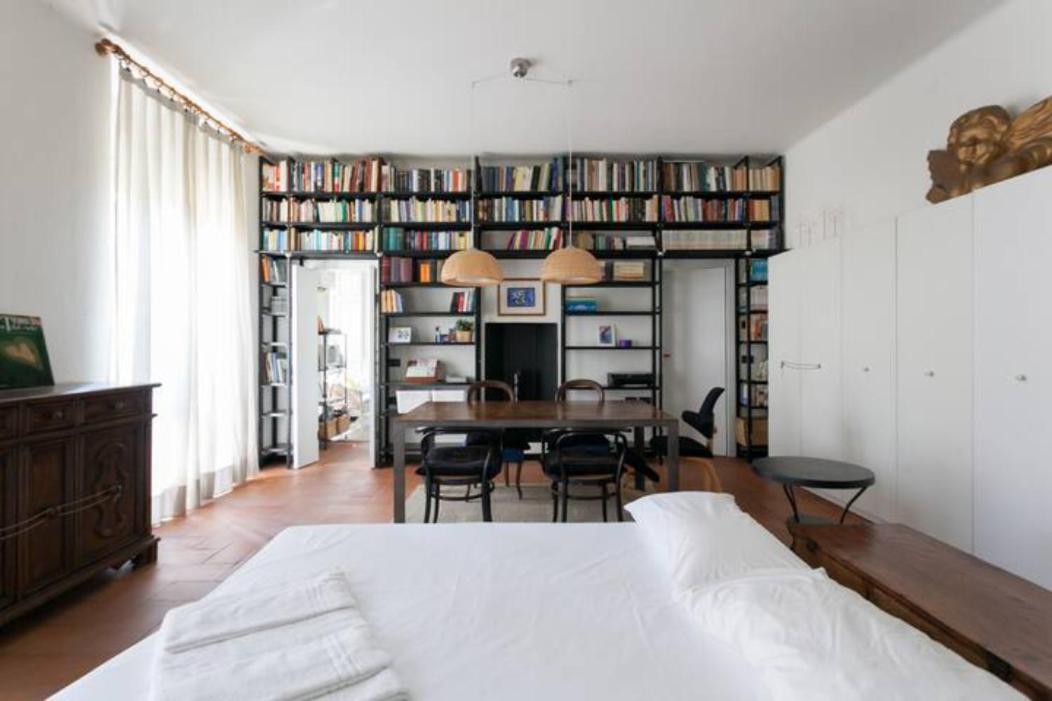 Porta Ticinese Cozy Con Balcone Appartamento
