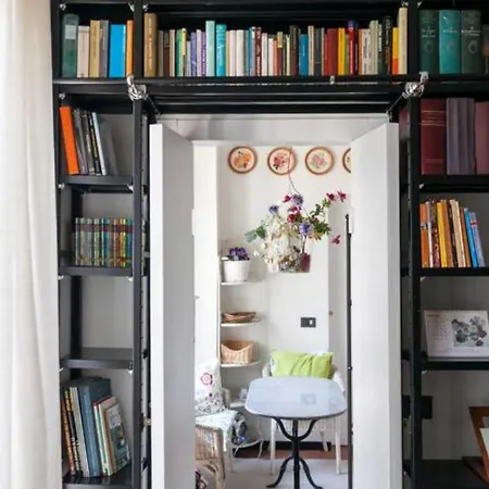 Porta Ticinese Cozy Apartment Con Balcone Milan Exterior photo